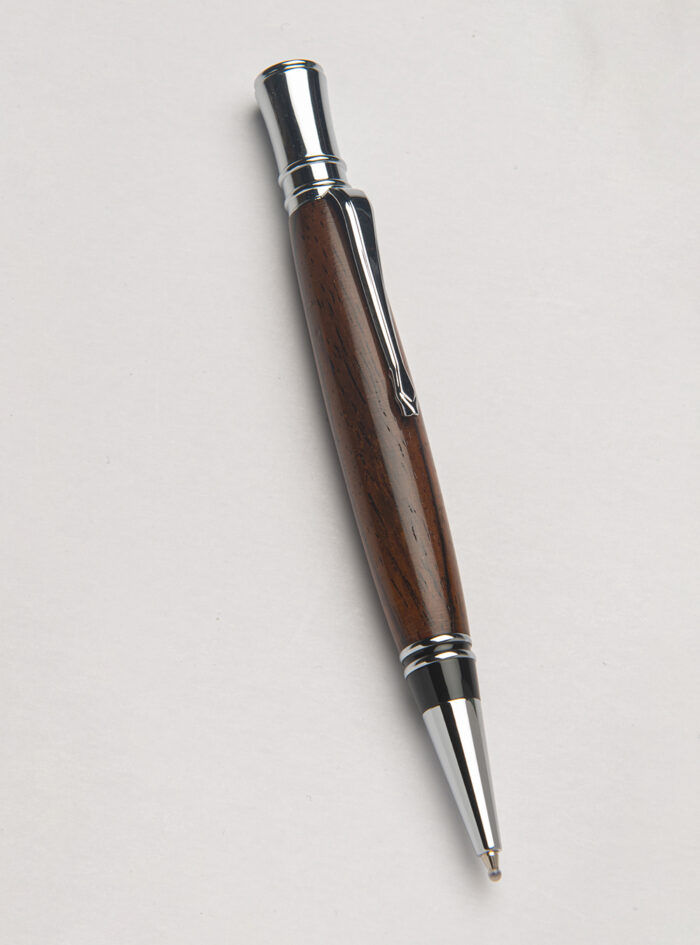 Wood pen medium brown