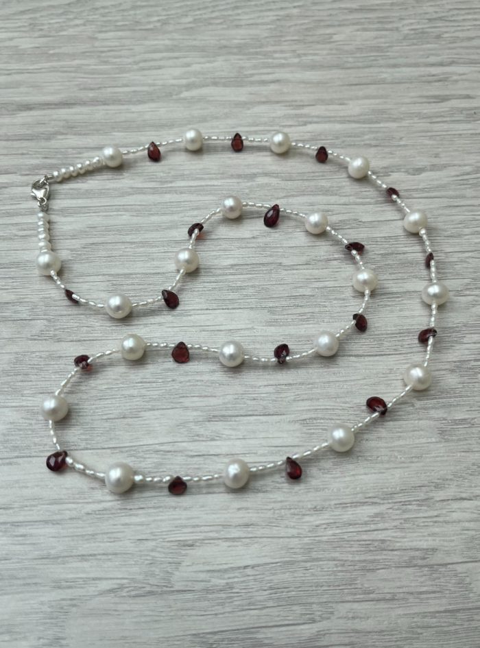 Garnet & Pearl Necklace